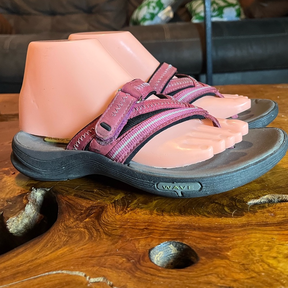 Clarks Wave Walking Sandals Red Size 6 Comfort Sport Ergonomic Adjustable